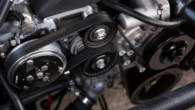Engine belts and pulleys